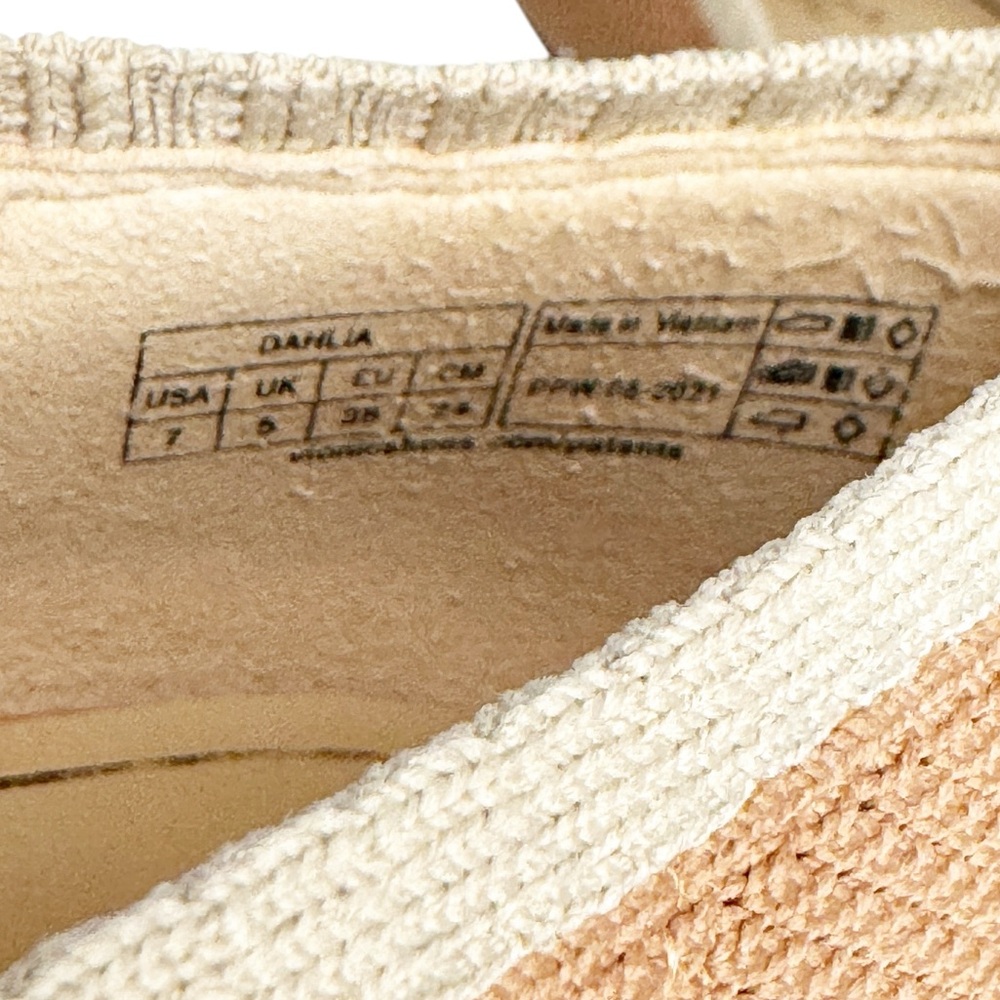VIONIC DAHLIA TAN CREAM FABRIC BALLET FLATS SZ 7 - Picture 8 of 8